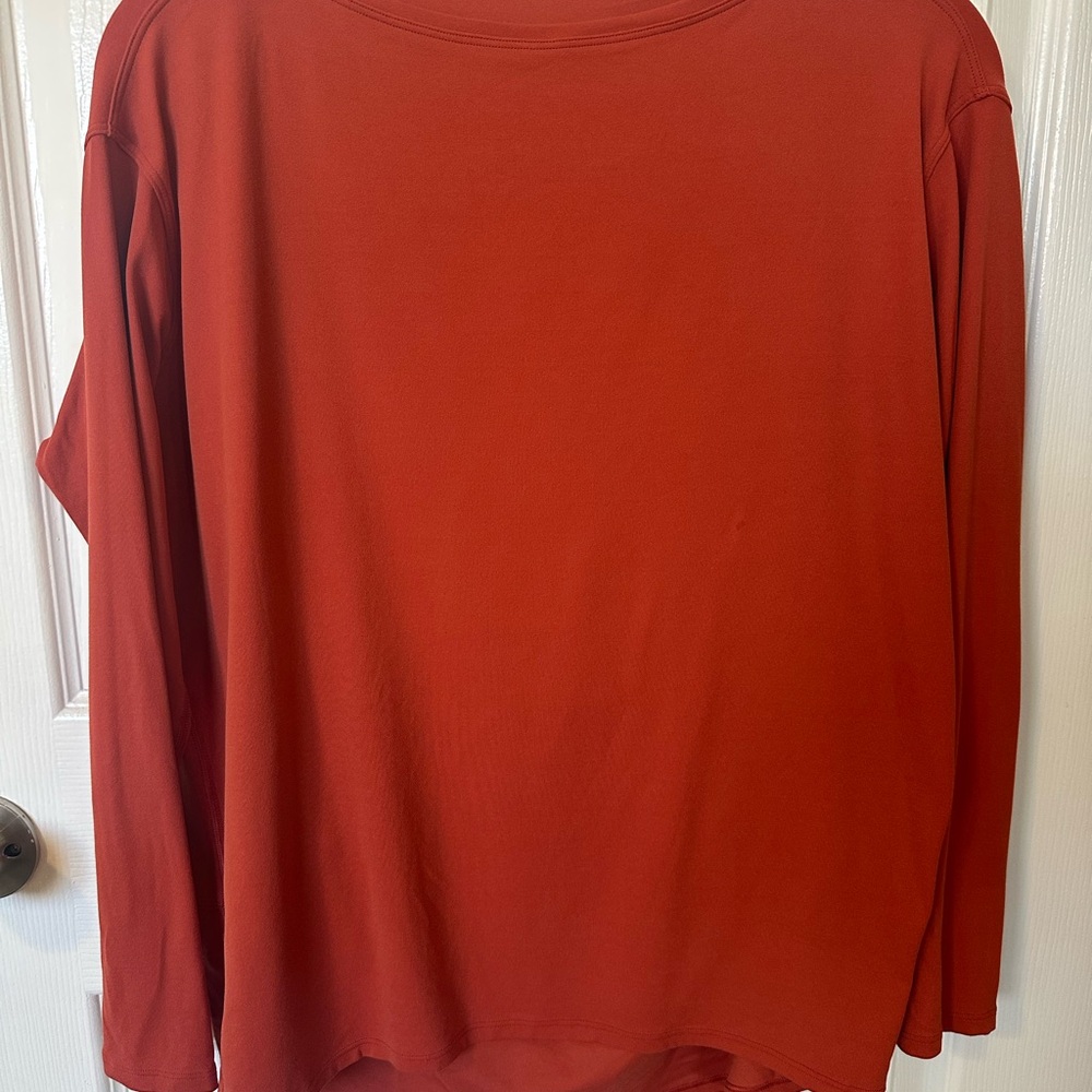 Lululemon Back In Action Long Sleeve Spark- Special Addition Cynn Cayenne Red